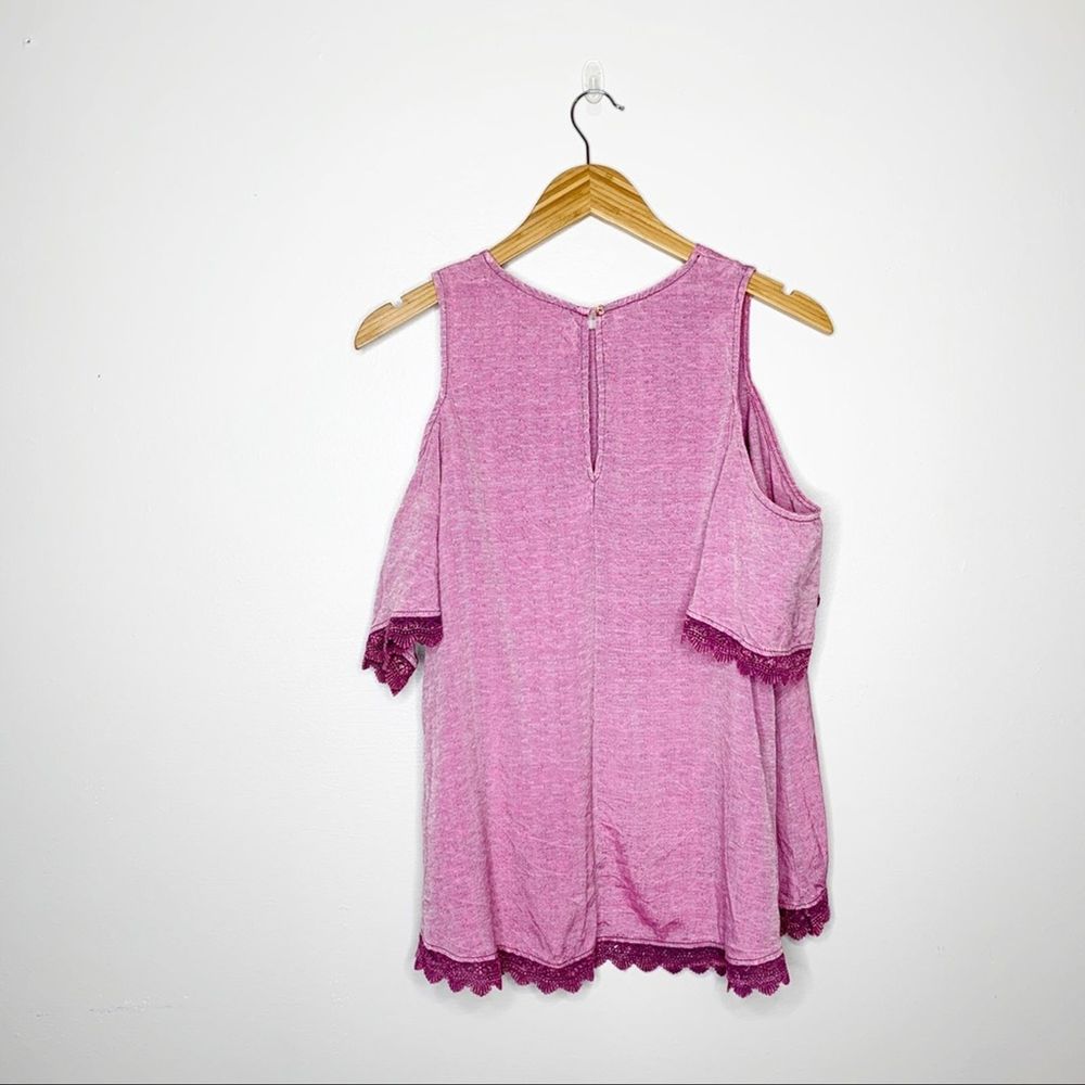 Altar’d State Short Sleeve Cold Shoulder Top - Picture 2 of 7